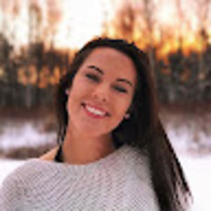 Meet your Posher, Stephanie